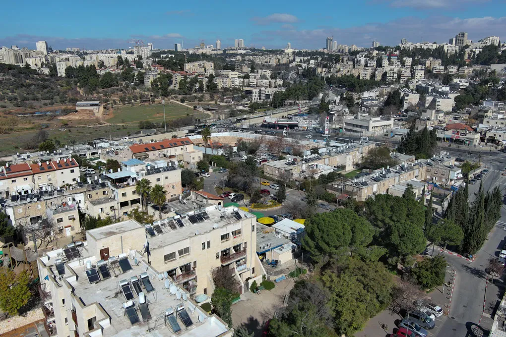 קטמון · השומר 2 / הנוטרים 4