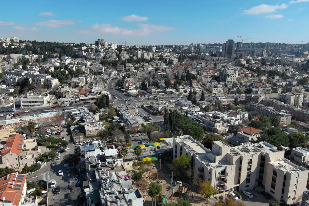 קטמון · השומר 2 / הנוטרים 4